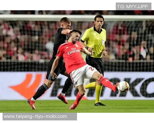 欧冠小组赛第四轮综述拜仁阿森纳国米强势全胜本菲卡贾府遭遇全败困境